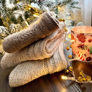 Chaussettes en laine faites main Chaussettes d'hiver chaudes Idéal pour les chaussettes de randonnée Chaussettes extra épaisses Cadeau de Noël