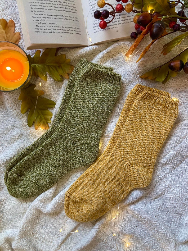 Gestrickte Wollsocken Warme Wintersocken Ideal zum Wandern Extra Dicke Socken Gemütliche Socken Lammwolle Halloween Socken Bild 2