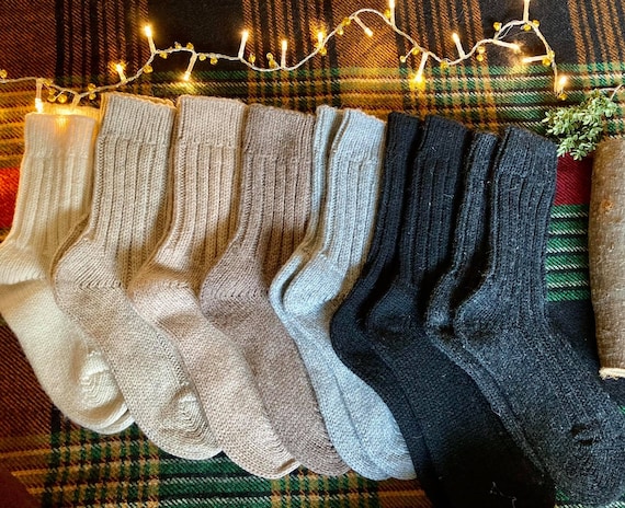 Hand Knitted Wool Socks Warm Winter Men Women Hiking Extra Thick Socks Holiday Colorful