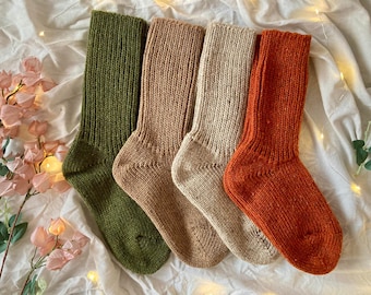 Chaussettes en laine mérinos tricotées à la main Chaussettes d'hiver chaudes Idéal pour la randonnée Chaussettes extra épaisses Cadeau de vacances Couleurs neutres