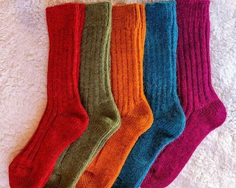 Gebreide alpacawollen sokken: warme winterwandelsokken