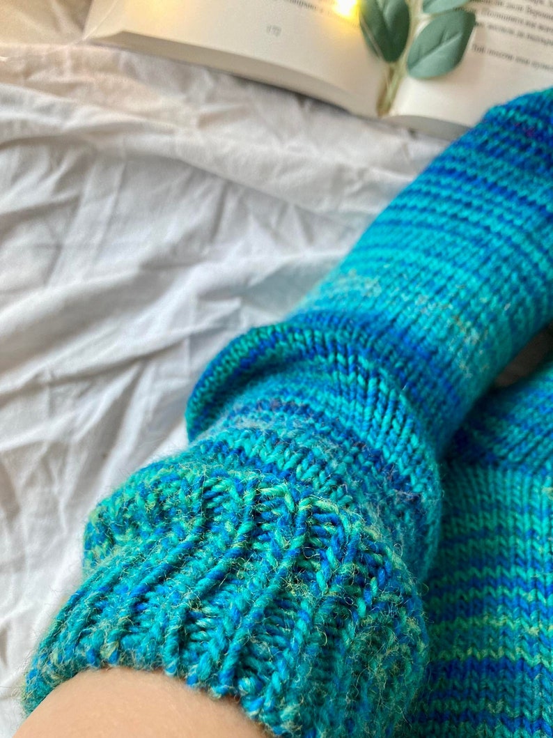 Calcetines de lana hechos a mano calcetines cálidos de invierno ideales para senderismo calcetines extra gruesos calcetines acogedores lana de cordero imagen 5