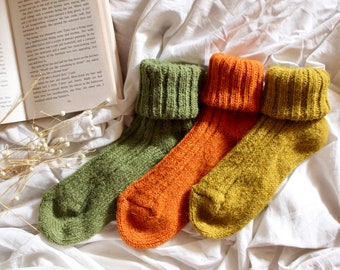 Handmade Lambs Wool Socks, Warm Winter Hiking Socks