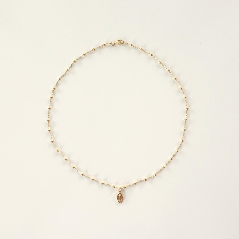 Maria pendant necklace