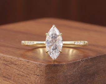 Vintage Marquise Lab Grown Diamond Ring, 14K Yellow Gold Marquise Diamond Ring, Side Round Diamond, Solitaire Marquise Diamond Ring.