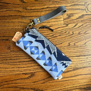 Wristlet - Southwestern Wool - Blue - Oregon Wool - Tribal - Clutch - Bag Organizer