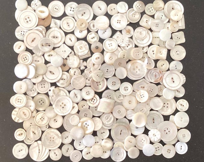 Pear Buttons Vintage Large Mother of Pearl Buttons Lot / Novelty Buttons Junk ...