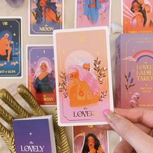 Lovely Ladies Tarot Deck image 2