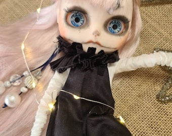 Custom Blythe, ' la lune' OOAK blythe doll,Blythe clothes,Blythe art doll,Blythe doll art