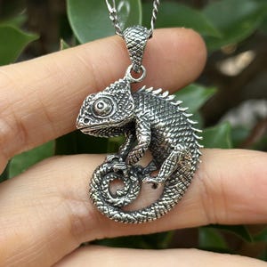 Chameleon Pendant STERLING SILVER 925 Lizard Reptile Gecko Charm Animal Talisman