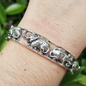 Elephant Bracelet Bangle STERLING SILVER 925 Elephant Family Adjustable Size Silver Cuff 23 grams