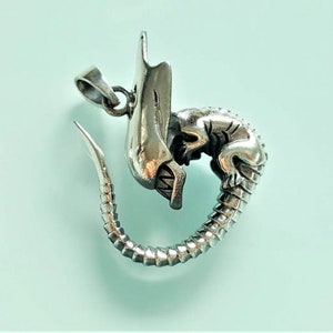 ALIEN-hanger STERLING SILVER 925 Xenomorph Space Cosmic Creature Cadeau Exclusief ontwerp