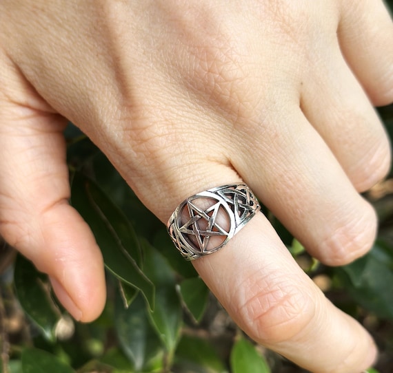 ペンタグラムリング 925 スターリングシルバー スターペンタクル 神聖