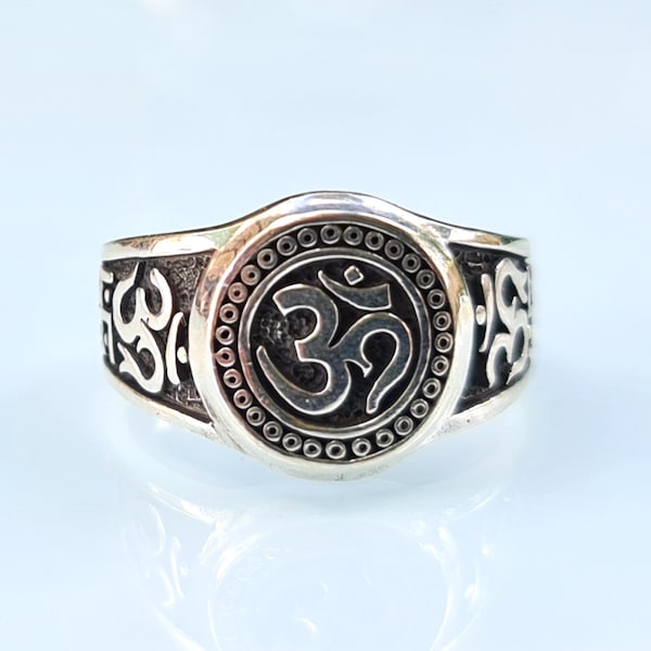 Om Ring 925 STERLING SILVER 925 AUM Ohm Hindu Yoga Om Mantra Talisman Protective Amulet Sacred Symbol Harmony Universe