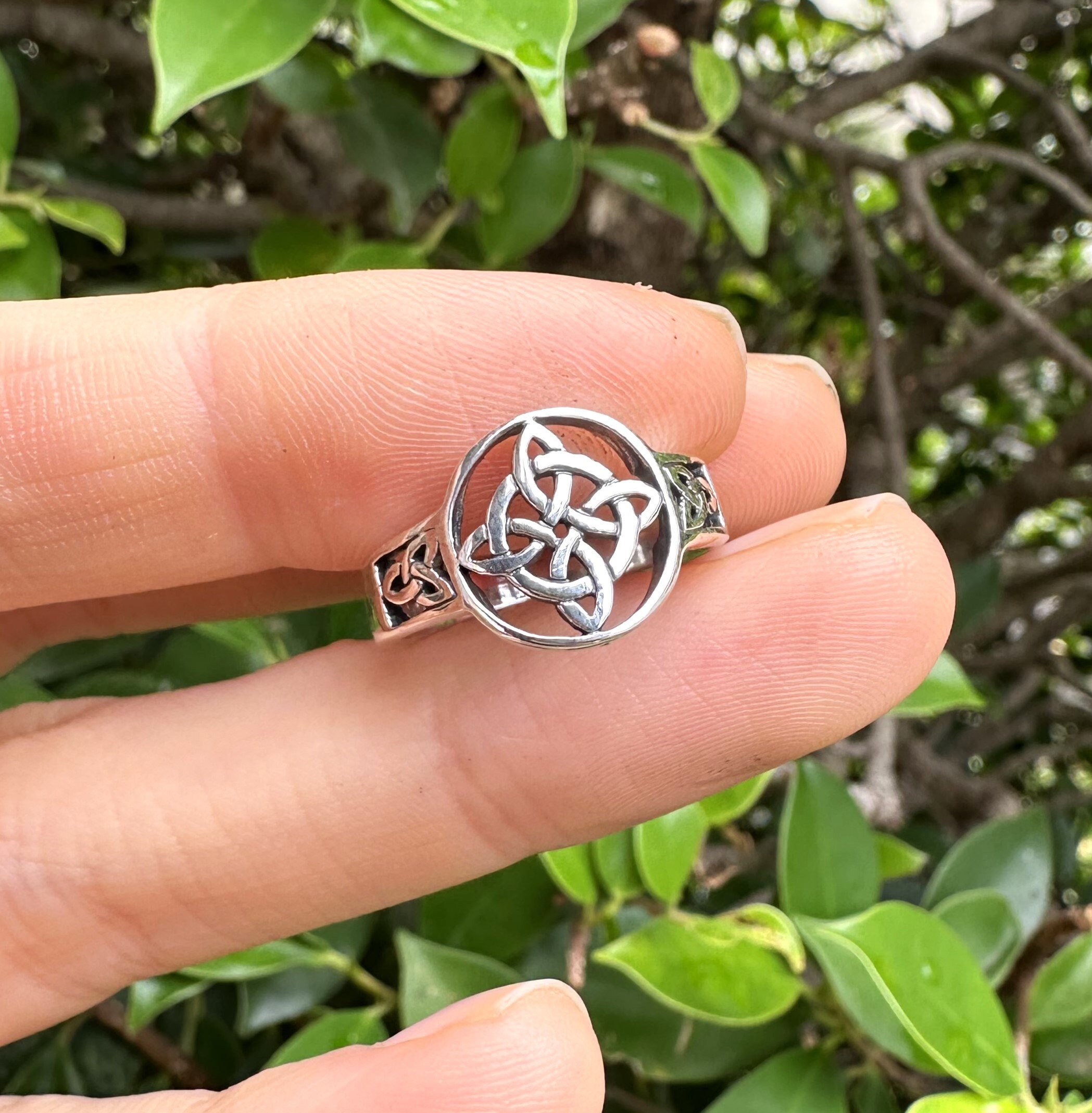 Witch's Knot Ring 925 Sterling Silver Protection Talisman Occult Magic ...