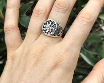 Helm of Awe Ring 925 STERLING SILVER Triquetra Runic Compass Pagan