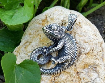 Chameleon Pendant STERLING SILVER 925 Exclusive Design Lizard Reptile Animal Talisman