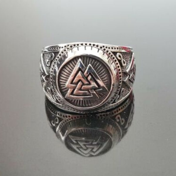 Valknut Ring STERLING SILVER 925 Viking Runic Odin Sacred Symbols interlocked Triangles Snoldelev Stone