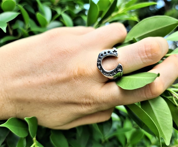 Horse Shoe Ring STERLING SILVER 925 Lucky Horseshoe With Stars Good Luck Talisman - Etsy Horse Shoe Ring STERLING SILVER 925 Lucky Horseshoe With Stars Good Luck Talisman - Etsy