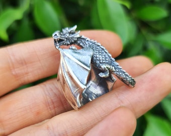 Dragon Head Ring Luminous Glow in the Dark Dragon Ring Pet Dragon Glow Rings Dragon Jewelry Etsy
