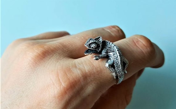 カメレオンリング スターリングシルバー925 トカゲ 爬虫類 動物の 