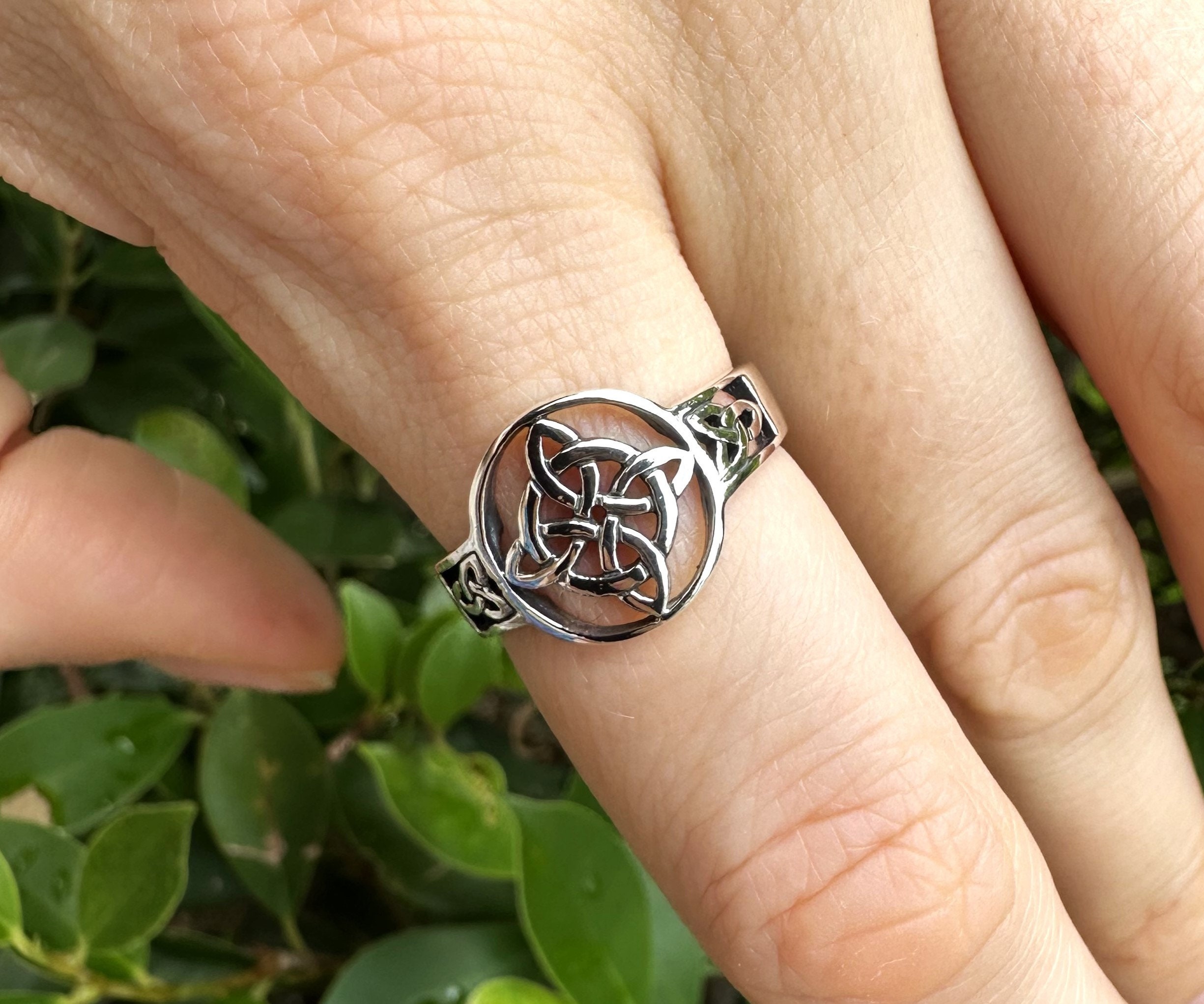 Tiffany & Co. 925 Silver Celtic Knot Ring Size 5.25 (7.51g