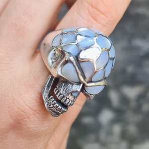 Massiver Totenkopf Ring 925 STERLING SILBER Natürliches Perlmutt Handmade Totenkopf Schwer 27 gramm