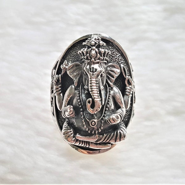 Ganesh Ring 925 Sterling Silver Great Ganesha 4 Hands Lord of Success Wealth Wisdom Om Ganapati Talisman Amulet Good Luck Maruti Mouse