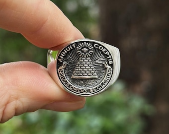 Anillo masón Plata de Ley 925 ANNUIT COEPTIS Símbolo Illuminati Símbolos masónicos Novus Ordo Seclorum Pirámide Talismán Amuleto