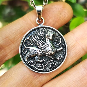 Griffon Pendant 925 STERLING SILVER 925 Mythological Creature Griffin Half Lion Half Eagle Symbol of Bravery