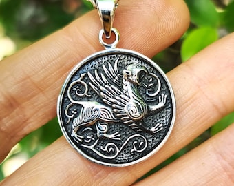 Griffon Pendant 925 STERLING SILVER 925 Mythological Creature Griffin Half Lion Half Eagle Symbol of Bravery