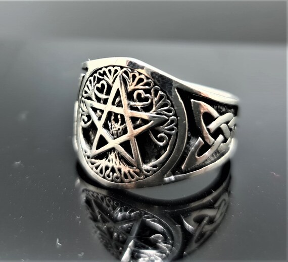 Кольцо с пентаграммой - 81 фото