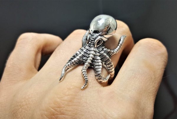 Octopus ring silver discount
