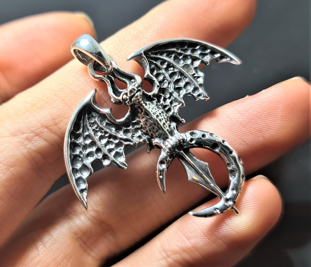 ONEFINITY Fledermaus Halskette – Sterling Silber Mit Mondphase, Gothic Schmuck Für Halloween
