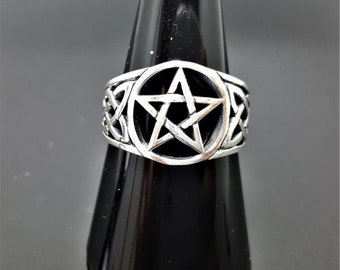 ペンタグラムリング 925スターリングシルバー 星 ペンタクル 神聖な