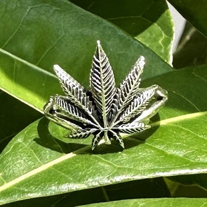 Marijuanabladring 925 STERLING SILVER Cannabis Sativa Weed 420 Kruka Unisex Gåva