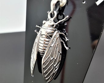 Cicada Pendant 925 STERLING SILVER Flying Bug Insect Fly Cute Entomology Charm Gift Jewelry