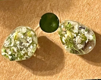 Alyssum Flower Resin Earrings