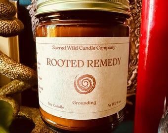 Świeca z zaklęciem uziemiającym | Cynamon | Zaczarowana świeca Rooted Remedy | Fantastyczna historia i zaklęcie | Kryształowa świeca rytualna | Ręcznie robiona