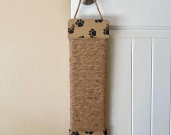 Reclaimed Wood Hanging Cat Scratcher, Jute Rope, Paw Print Decor