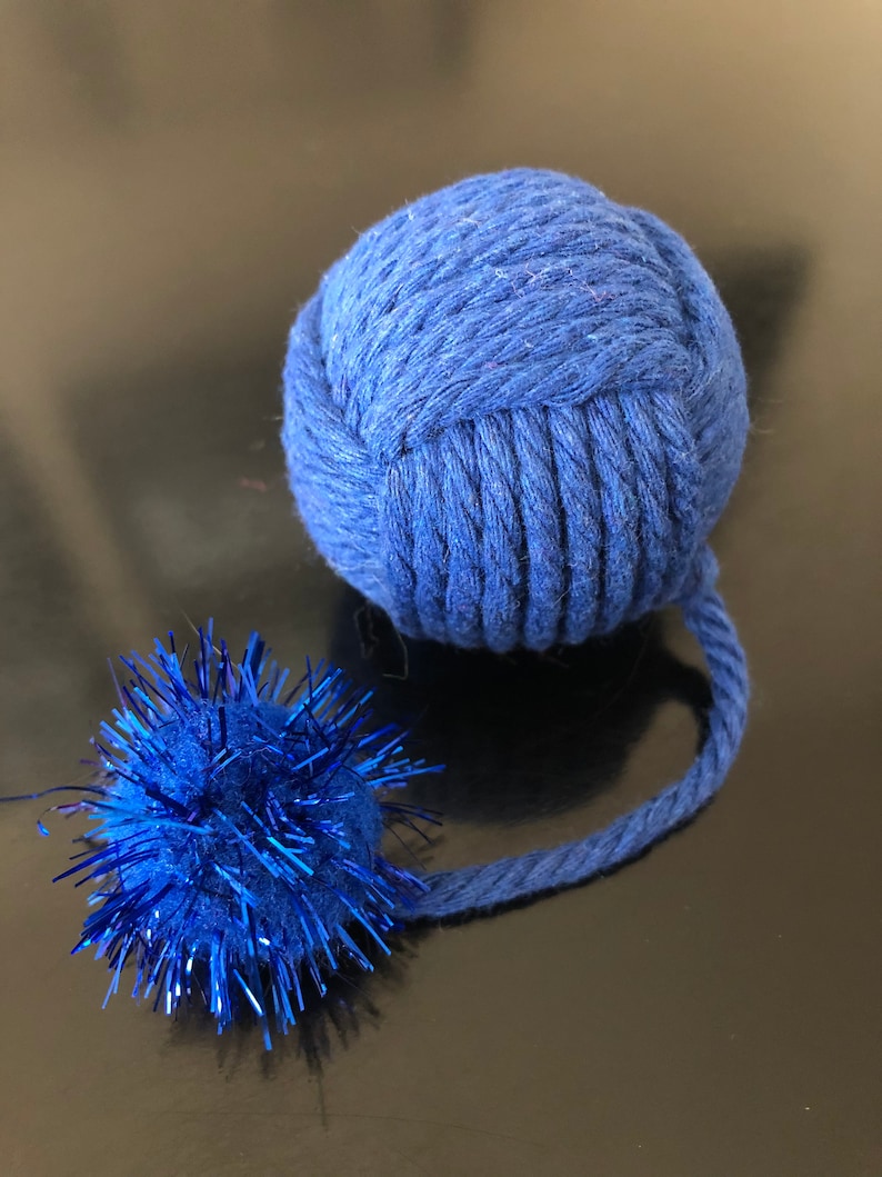 Cat Toy Yarn Ball W/pom Pom Tail 100 Cotton Cat Toy Yarn Etsy