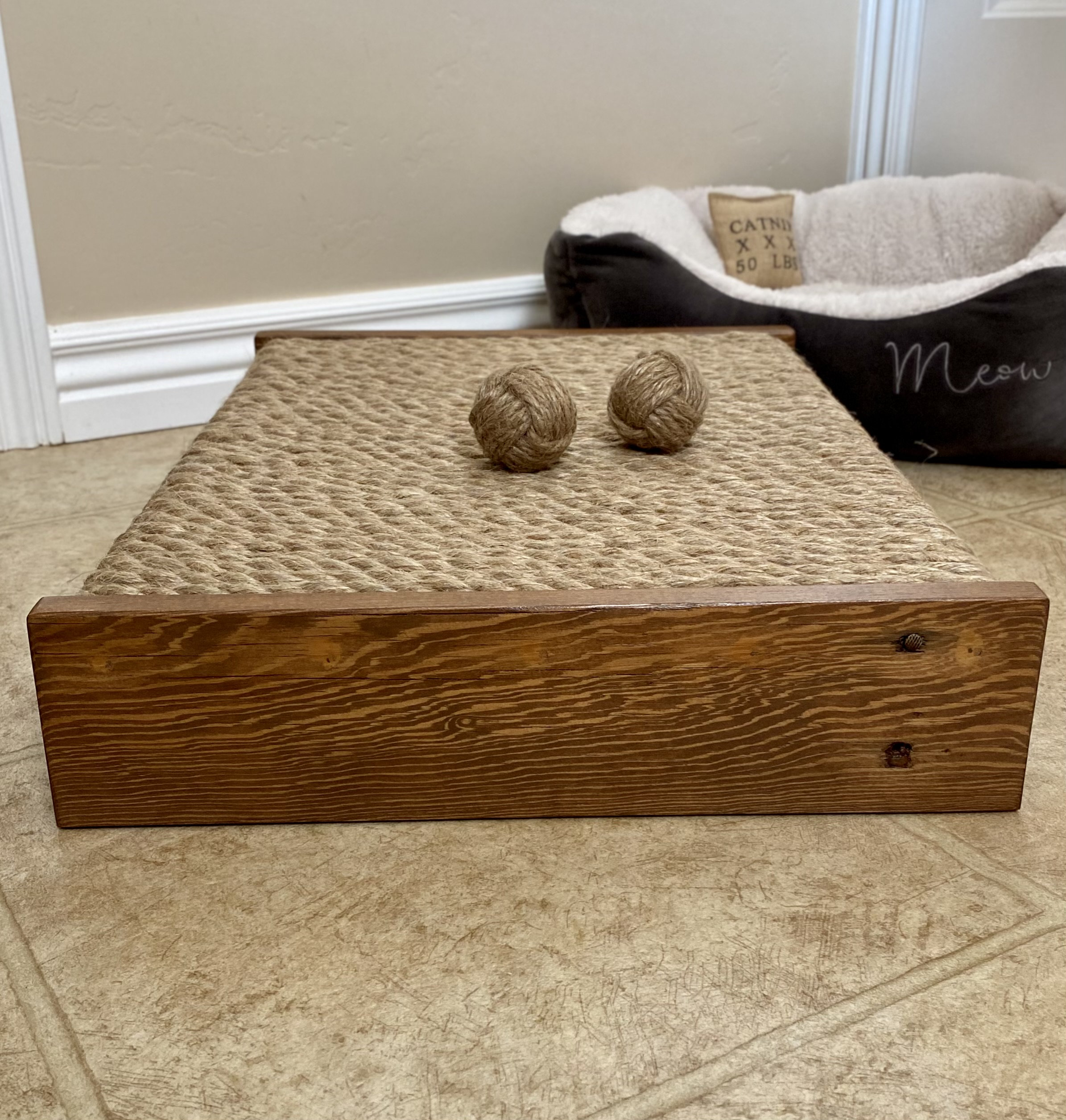 Jute Rope Lounge Cat Scratcher/early American Stain Floor Cat - Etsy