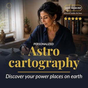 Peut inclure: Un document numérique intitulé Personalized Astro cartography avec le sous-titre Discover your power places on earth. Le texte est affiché en or et blanc sur un fond sombre, avec une note de cinq étoiles et une étiquette Same Hour PDF.