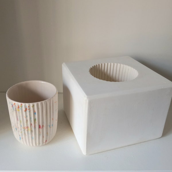 Plaster mold for ceramic slip casting (Large milled mug)