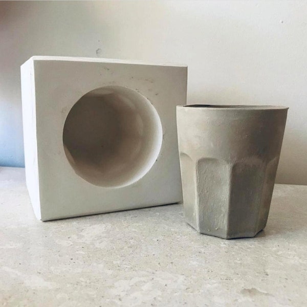 Plaster mold for ceramic slip casting (mug)