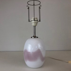 Holmegaard  Sakura table lamp in white & pink glass,design Michael Bang - Holmegaard Denmark 1980s Mid Century Modern design