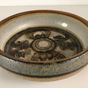 Large stoneware dish from the Søholm Erika series, Noomi Backhausen and Paul Brandborg, Denmark 1970s, Mid Century Modern Design