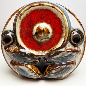 Rare Søholm stoneware sculpture/wall plaque, design by Noomi Backhausen, Søholm Denmark 1970s Mid Century Modern Design