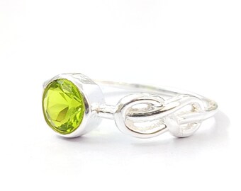 Peridot Gemstone 925 Sterling Silver Ring, Dainty Jewelry