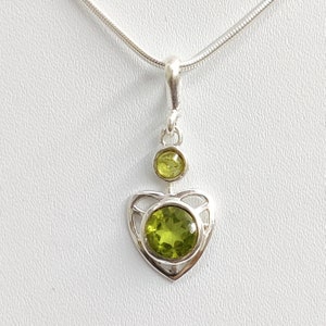 Peridot Pendant 925 Sterling Silver Statement Pendant Gift For Her Dainty Pendant Minimalist Jewelry Filigree Teardrop Pendant Unique gift